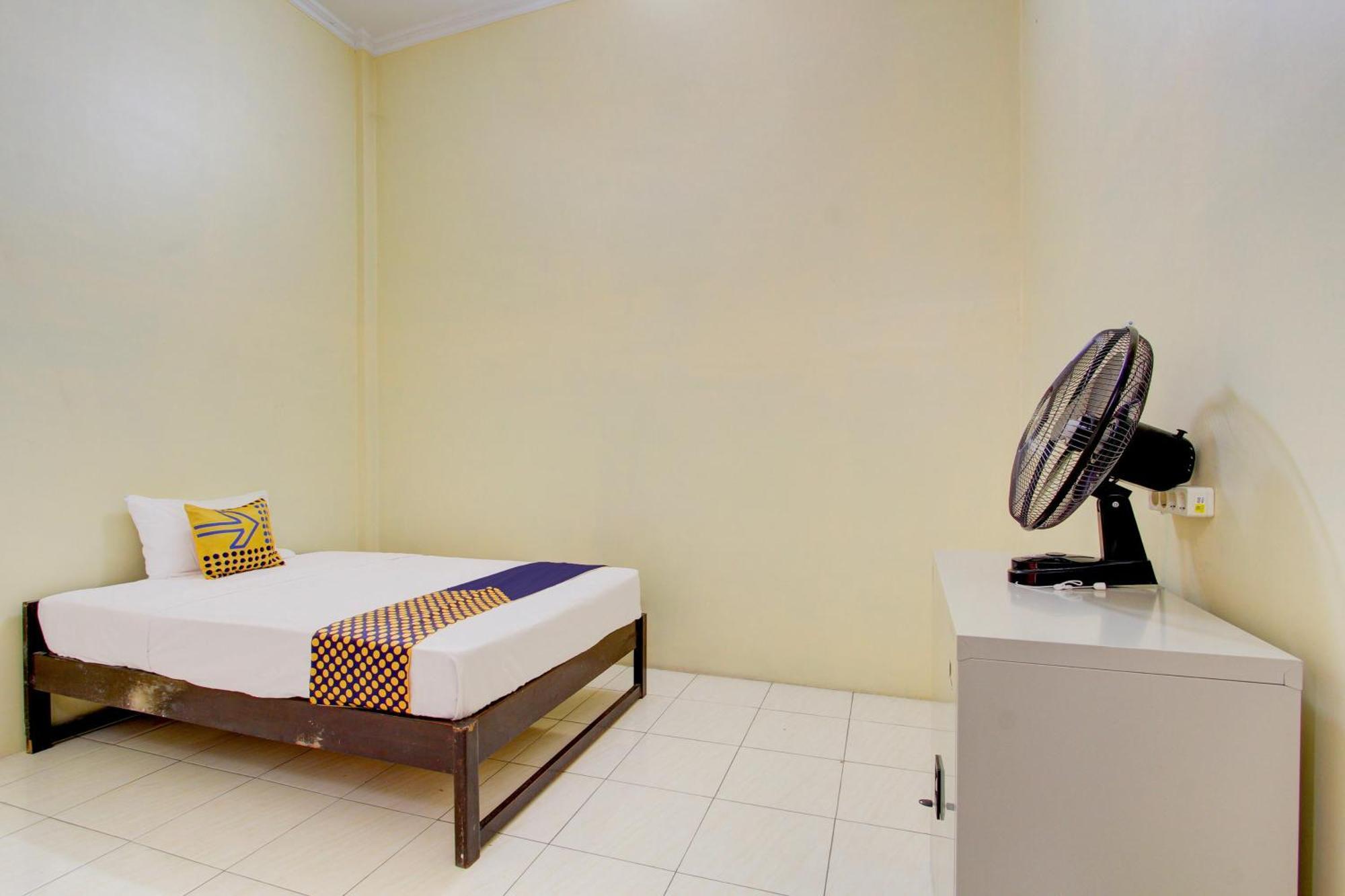 Spot On 93245 Guest House Mulia Dua Syariah Klaten Zewnętrze zdjęcie