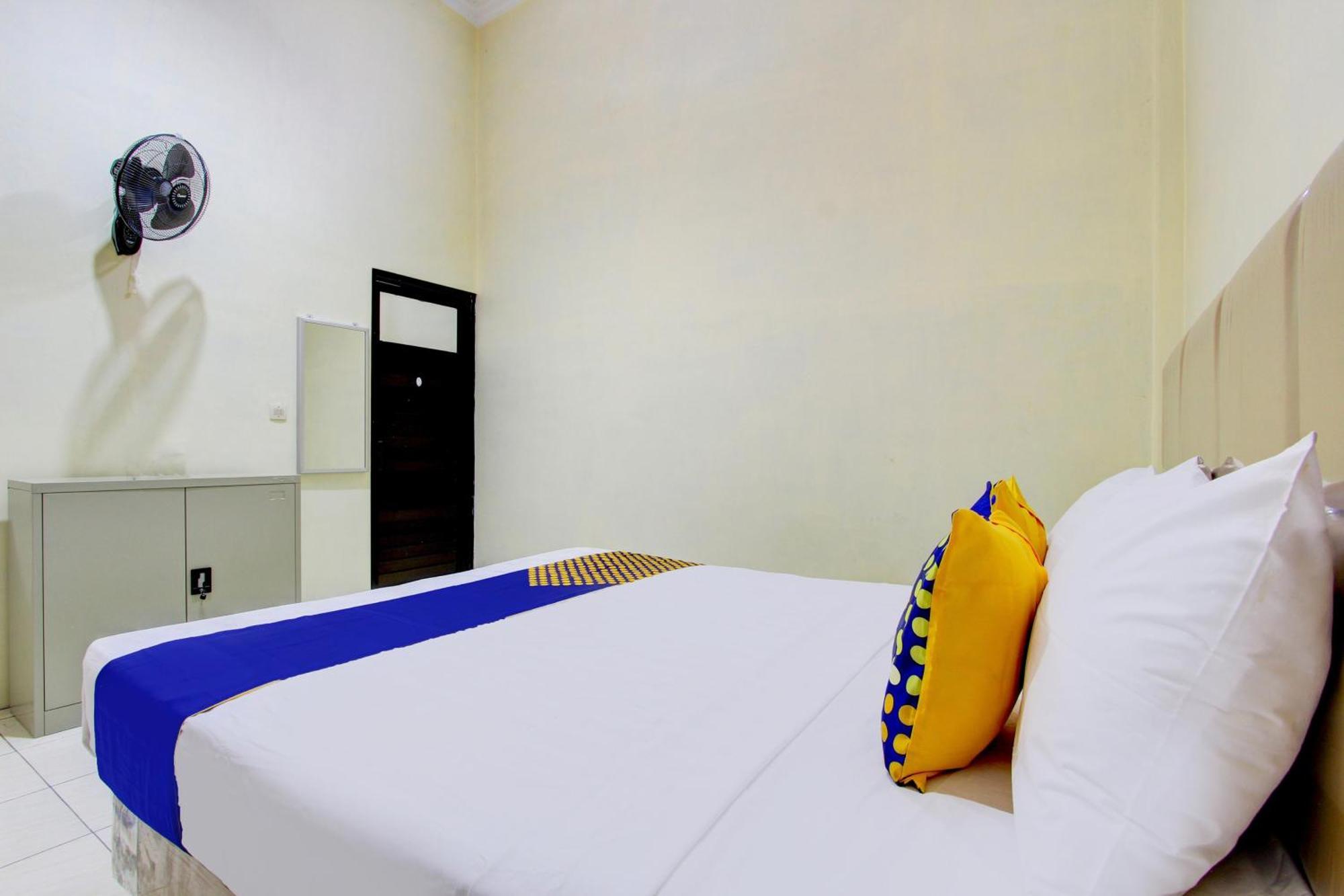 Spot On 93245 Guest House Mulia Dua Syariah Klaten Zewnętrze zdjęcie