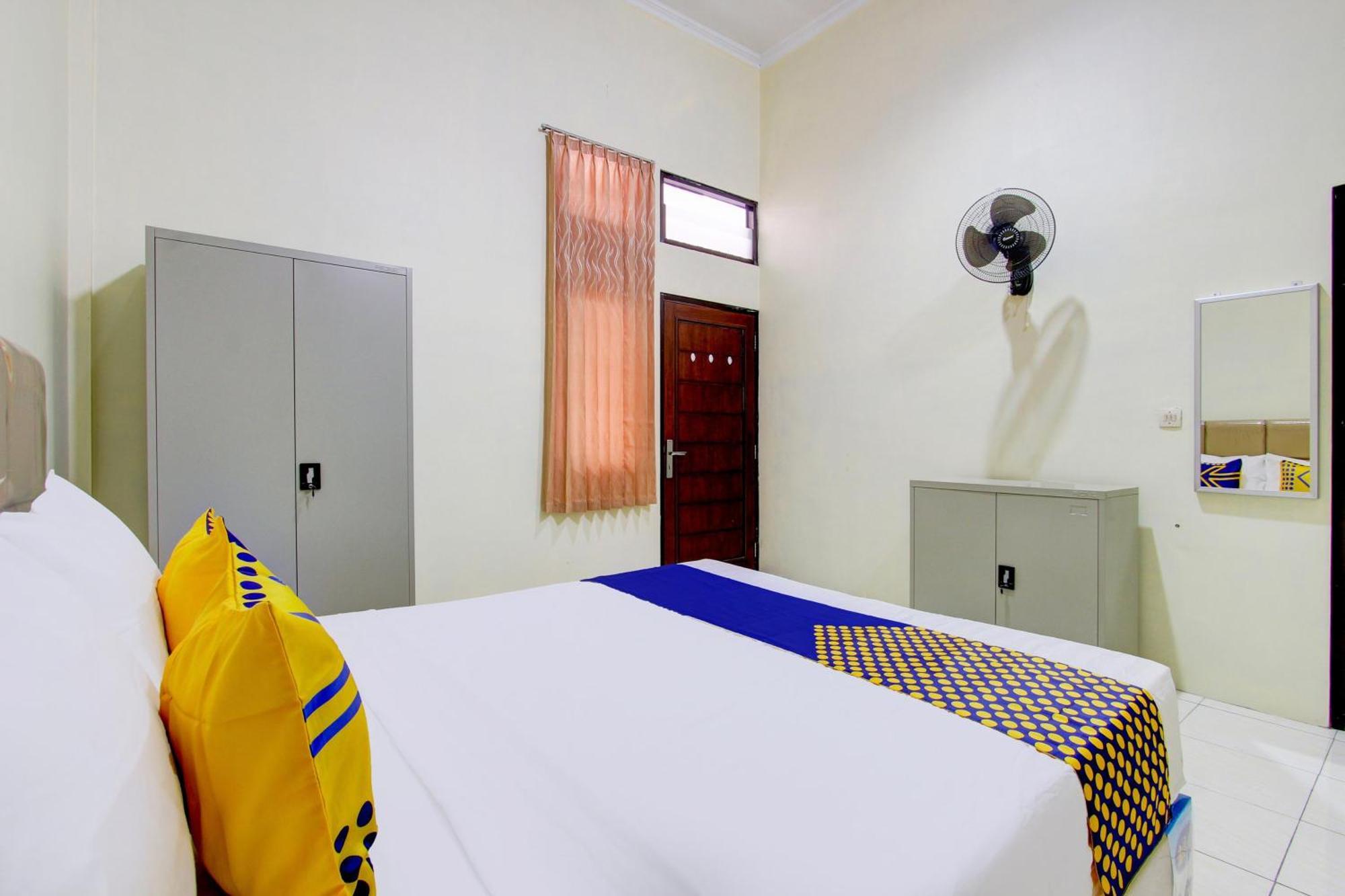 Spot On 93245 Guest House Mulia Dua Syariah Klaten Zewnętrze zdjęcie