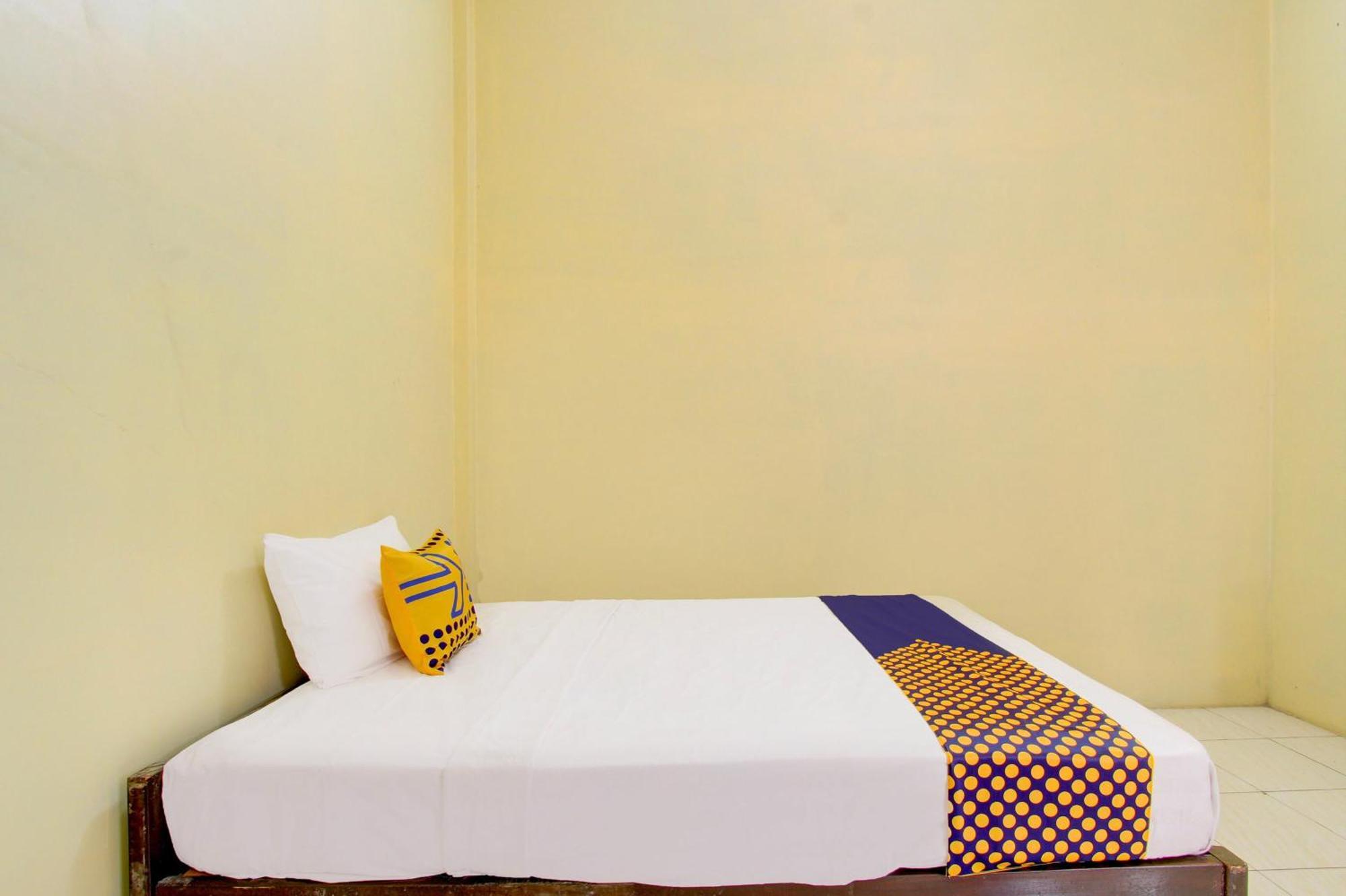 Spot On 93245 Guest House Mulia Dua Syariah Klaten Zewnętrze zdjęcie