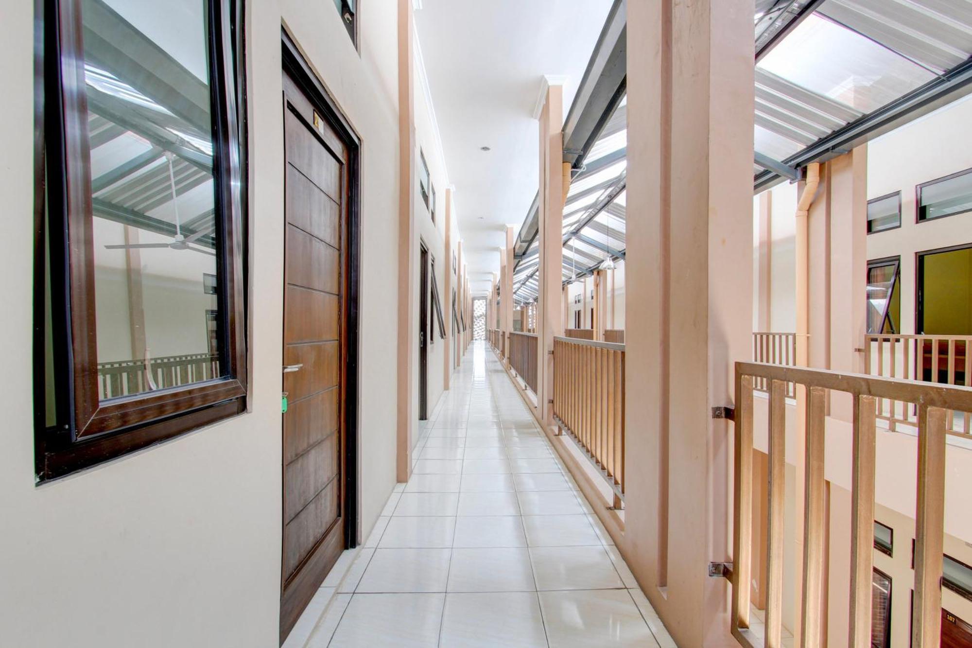 Spot On 93245 Guest House Mulia Dua Syariah Klaten Zewnętrze zdjęcie