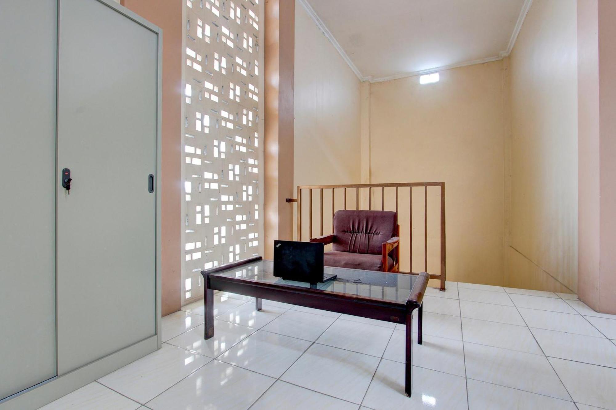 Spot On 93245 Guest House Mulia Dua Syariah Klaten Zewnętrze zdjęcie