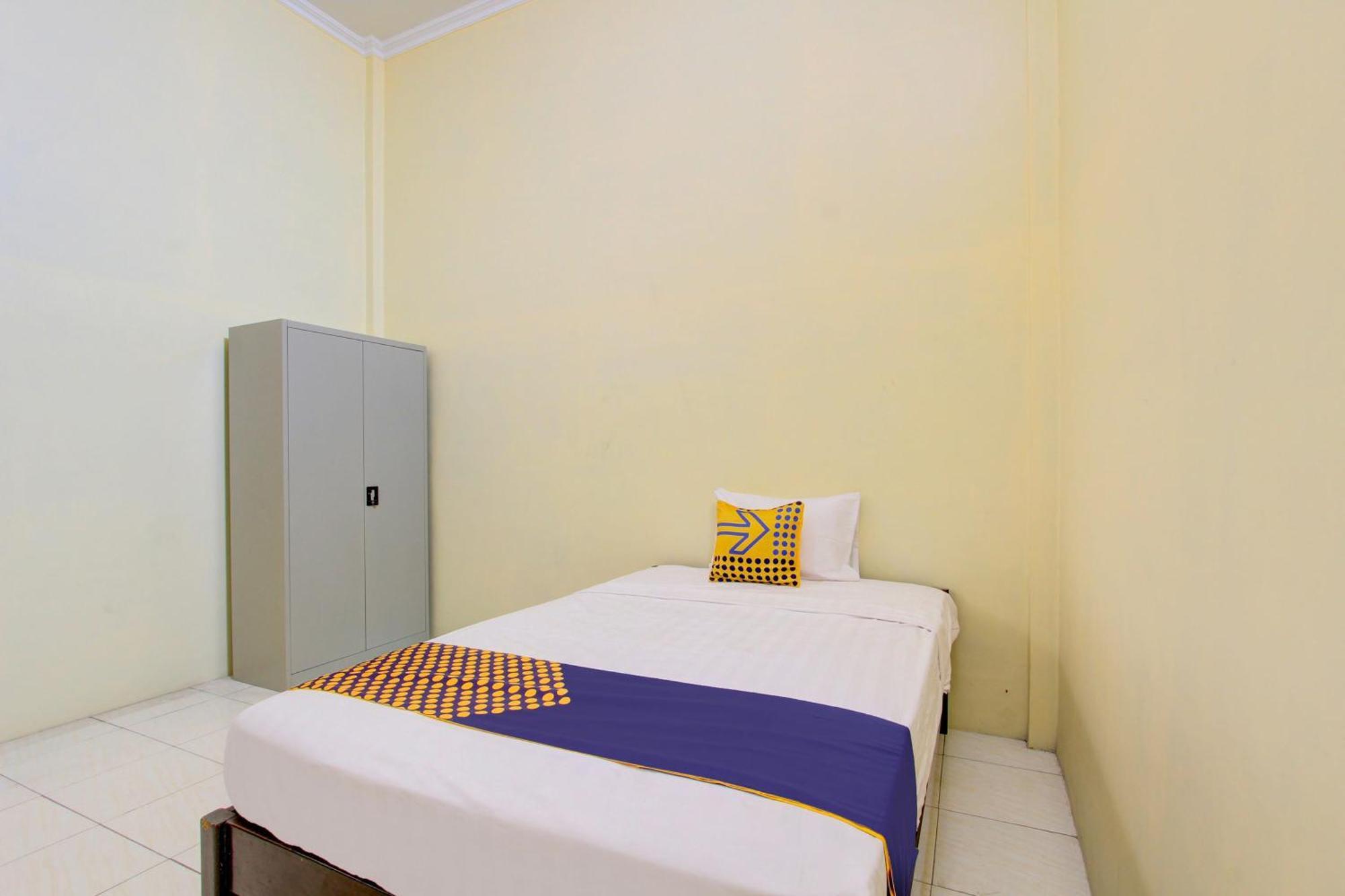 Spot On 93245 Guest House Mulia Dua Syariah Klaten Zewnętrze zdjęcie
